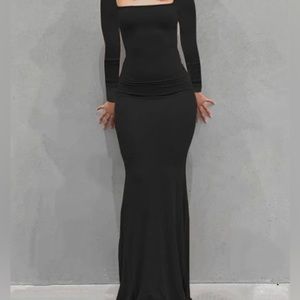 Square Neck Long Sleeve Maxi Dress